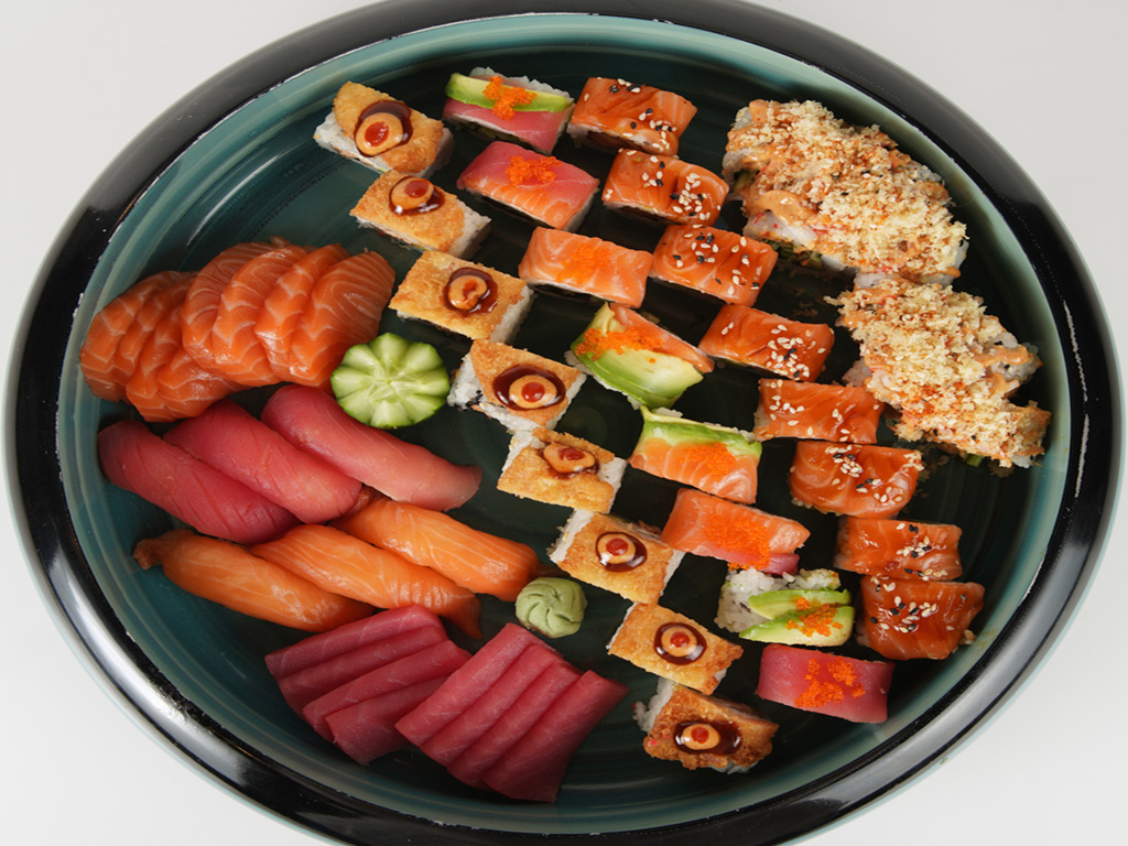 Sushi Maki Combo Large